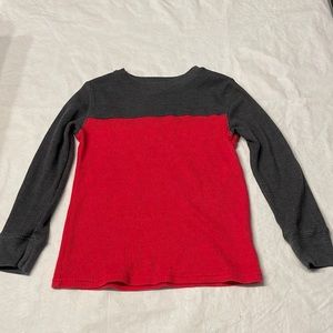 Cat & Jack toddler long sleeve thermal.  Charcoal gray and red.  Boys Si…